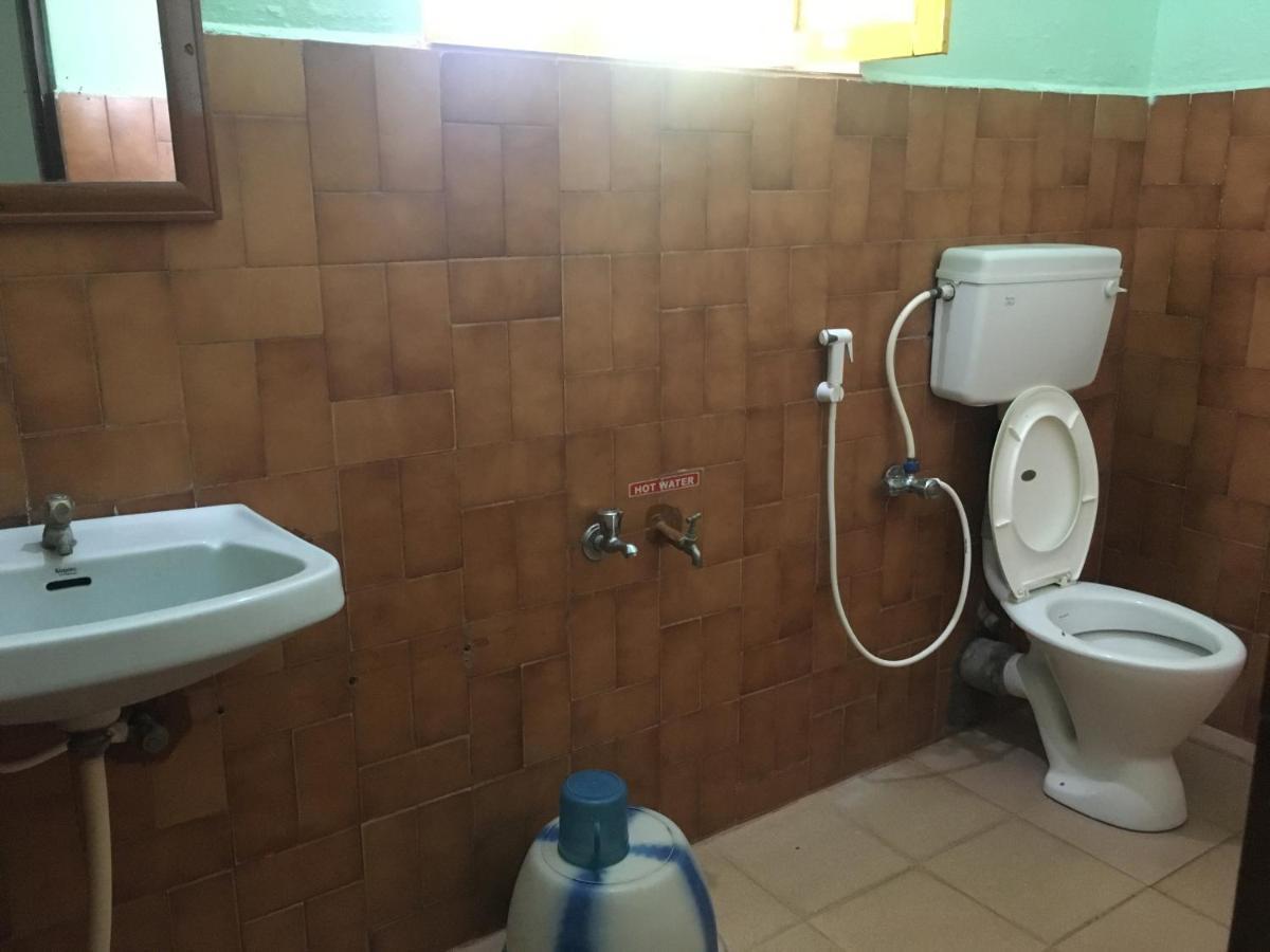 Valli Hotel Thanjavur Ngoại thất bức ảnh