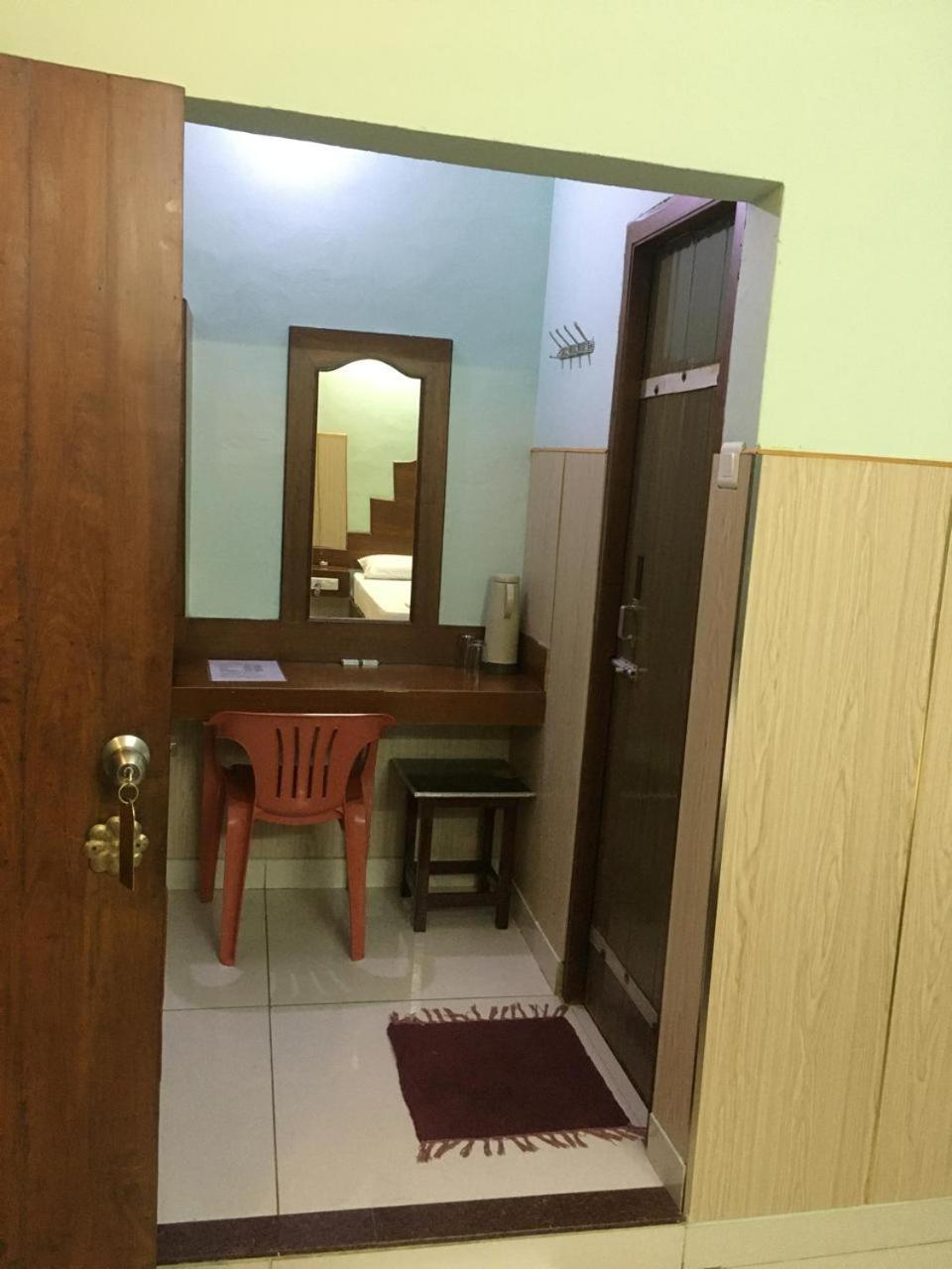 Valli Hotel Thanjavur Ngoại thất bức ảnh