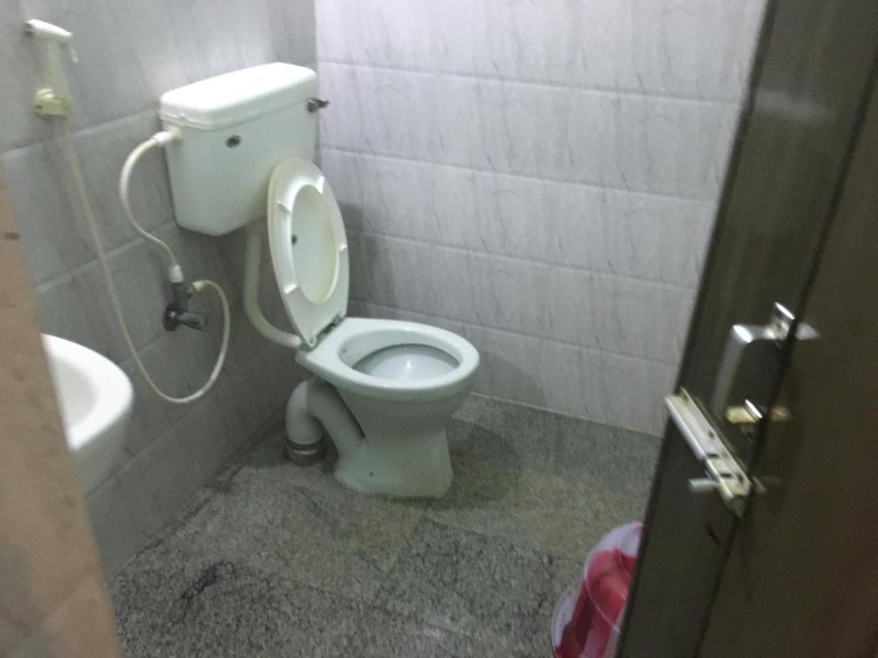 Valli Hotel Thanjavur Ngoại thất bức ảnh